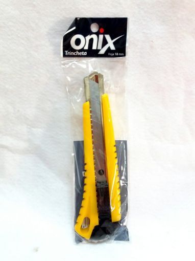 Imagen de Trincheta cortante ancho de plastico con traba seguridad  de 18mm con 2 repuestos SX70 ONIX