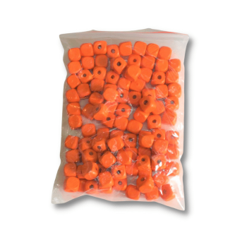 Imagen de Cuentas de madera cuadradas de 9,5mms. *100 unidades del mismo color naranja